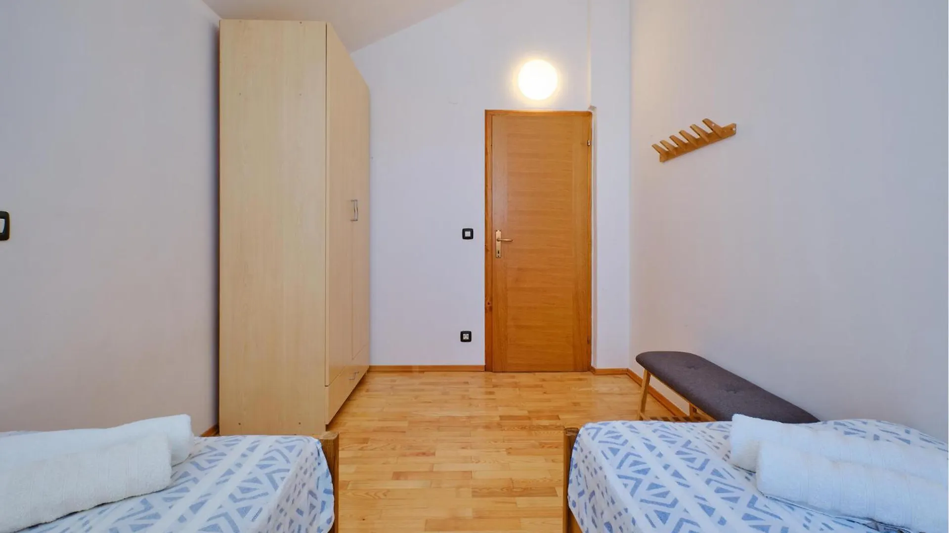Gorgeous Home In Punta Kriza With Wifi 0*,  Croatia